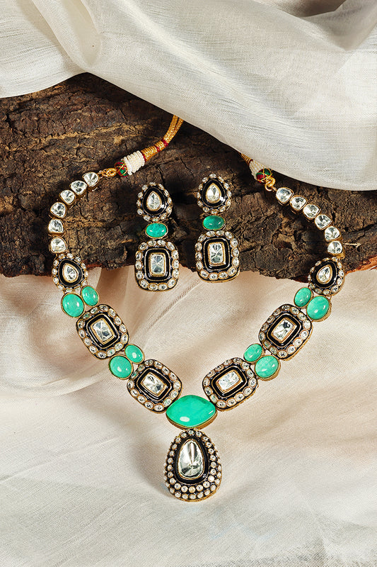 Ananta Mehar Panna Polki Necklace Set