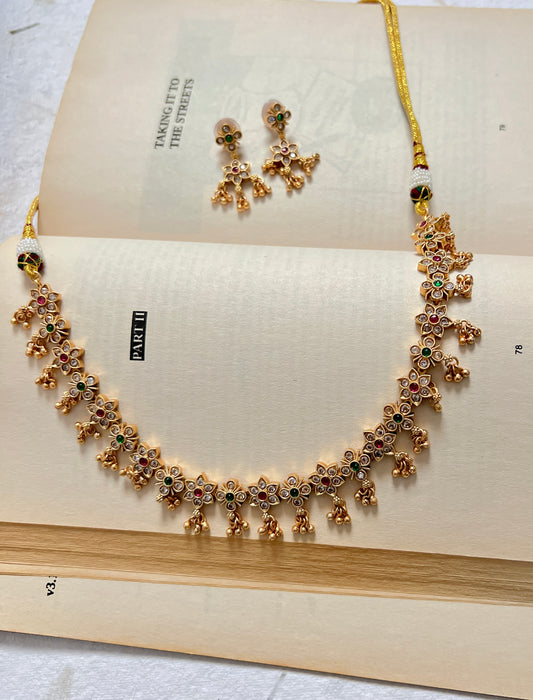 Floral Temple Motif Necklace Set