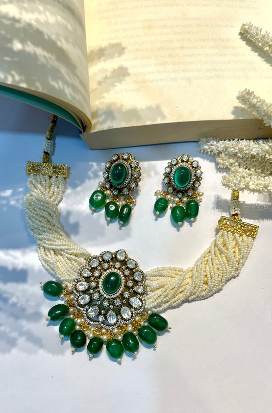 Green Center Polki Antique Finish Necklace Set