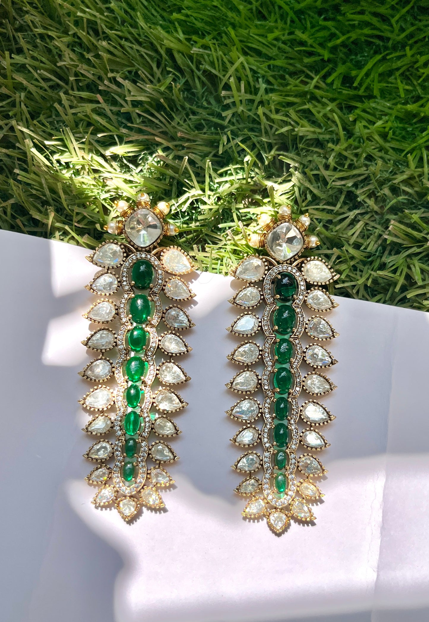 Green Polki Earrings with Miligrain Accent