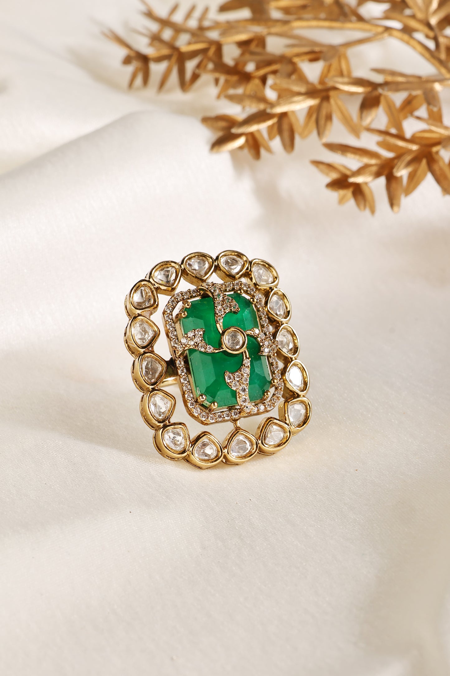 Emerald Polki Vintage Adjustable Ring