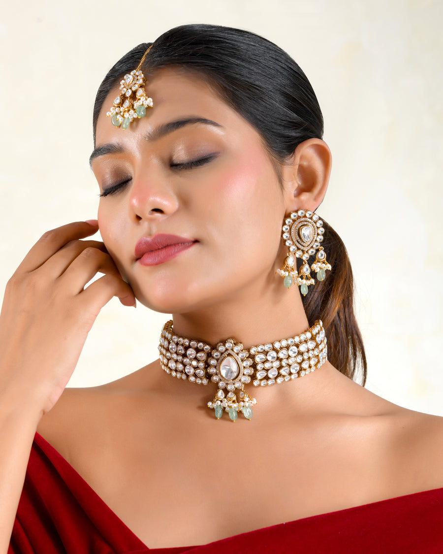 Ameera Emerald Kundan Choker Set
