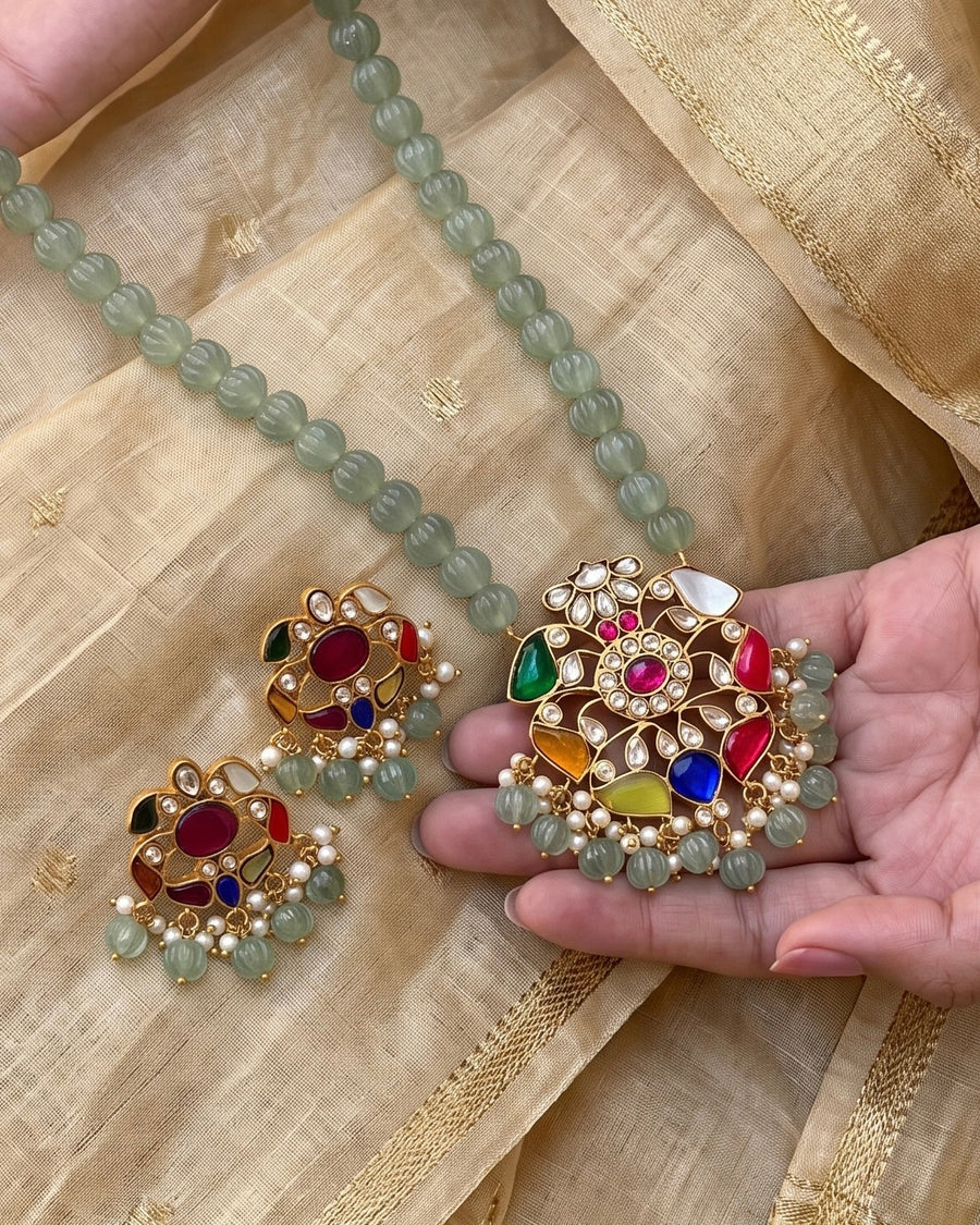 Noor-E-Rang Necklace Set