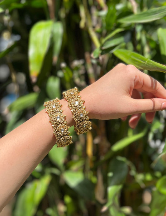 Gold Broad Temple Openable Bangles