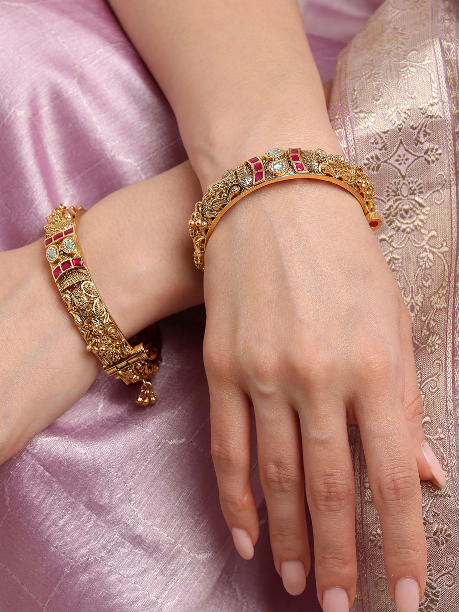 Agya Carved Temple Openable Bangle Set