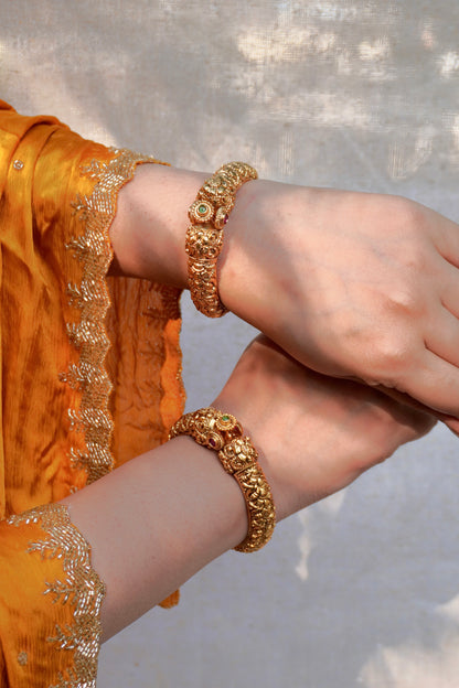 Antique Gold Temple Carved Kada