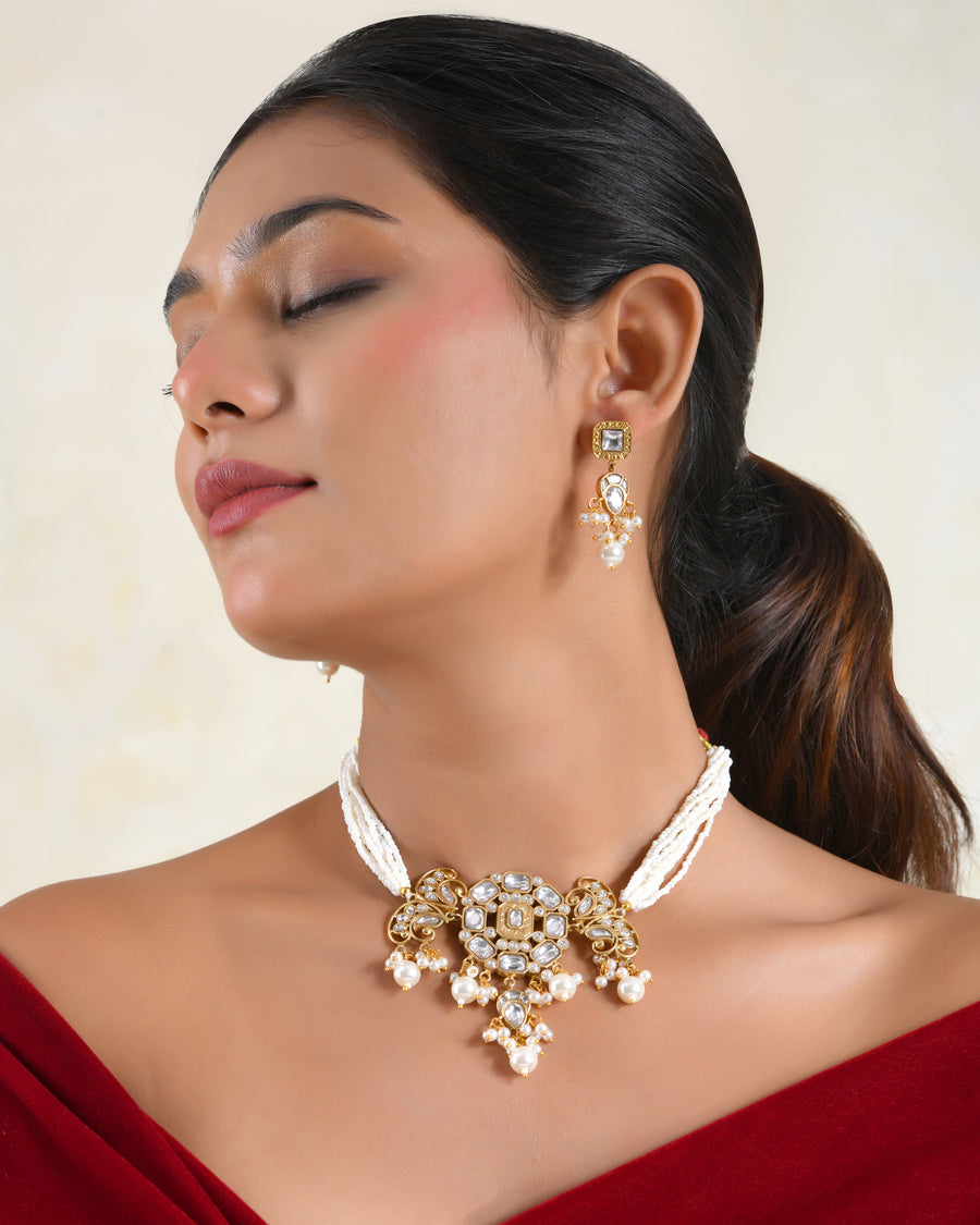 Nargis Kundan Pearl Choker Set