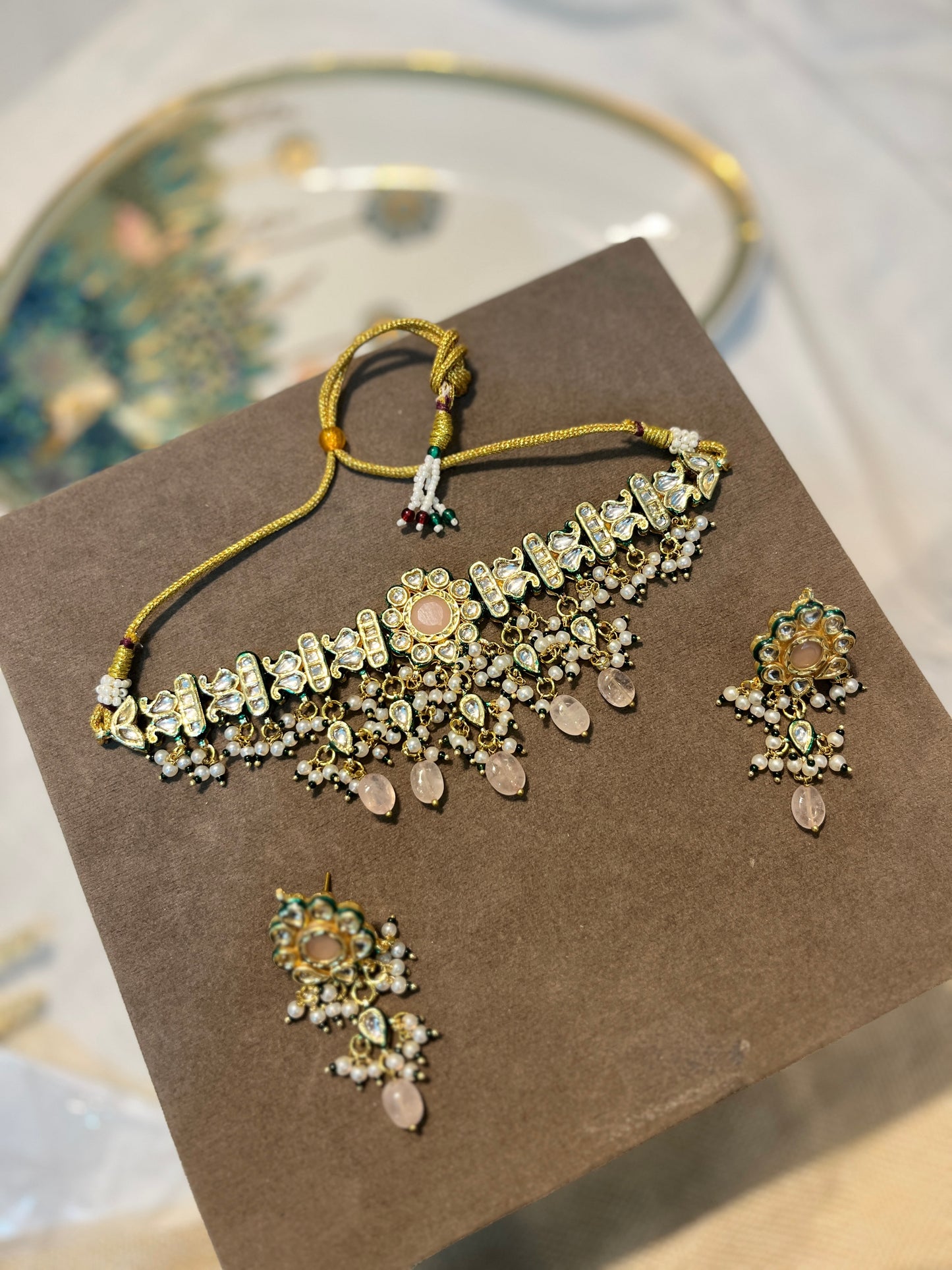 Kundan Pearl Choker Necklace Set