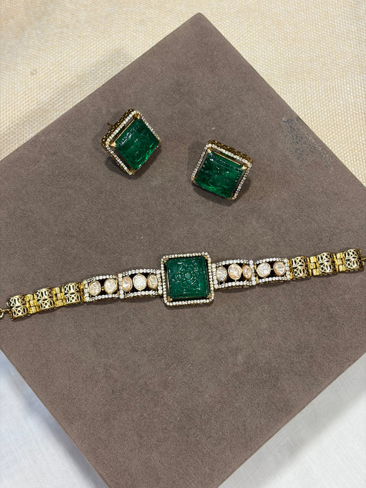 Emerald Square Carved Polki Necklace Set