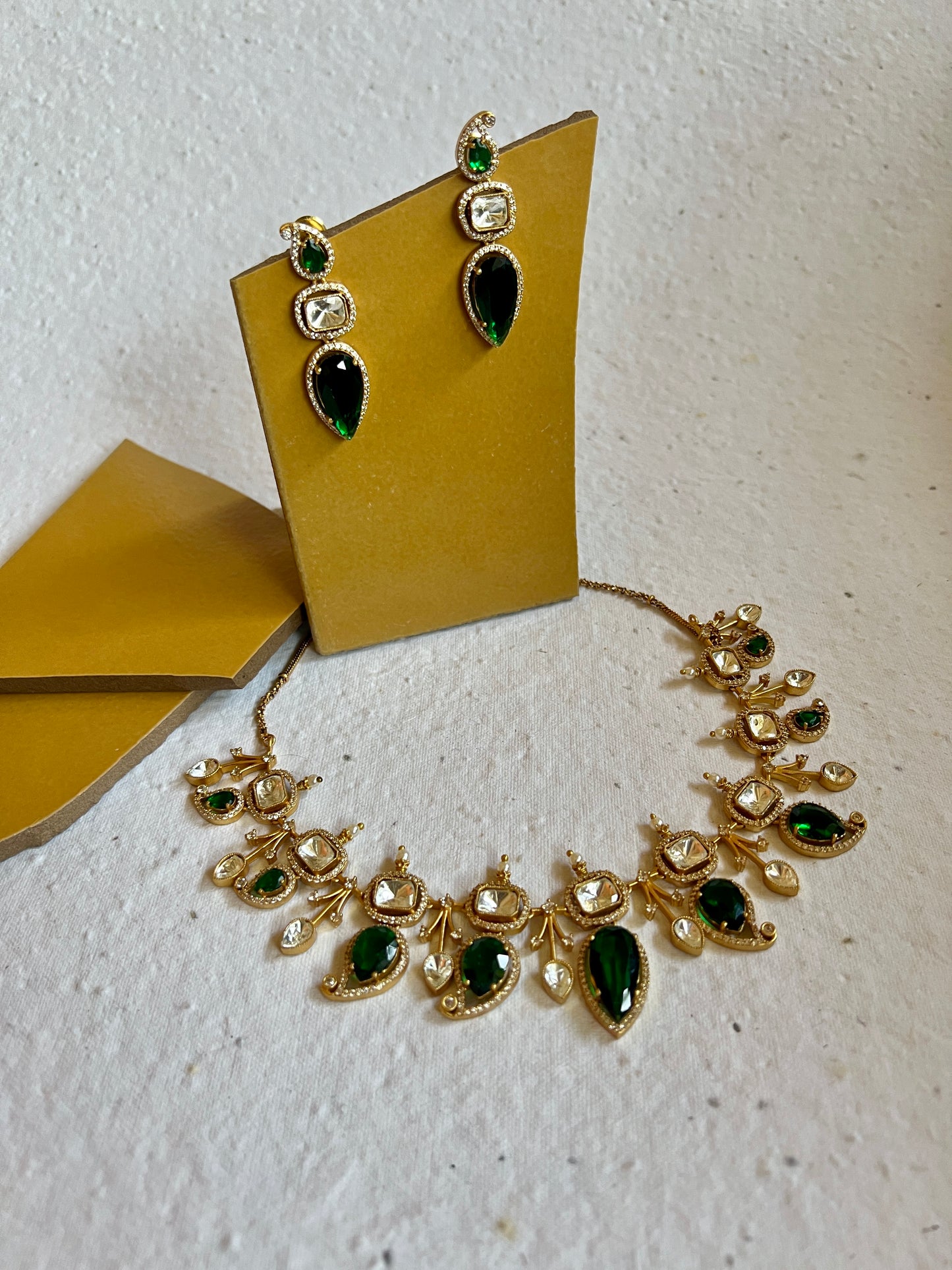 Green Leaf Kundan Necklace Set