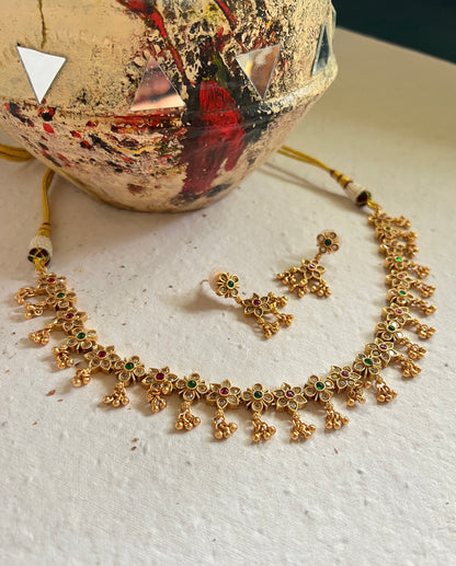 Floral Temple Motif Necklace Set