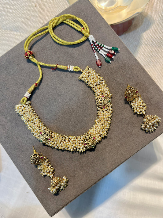 Pearl Guccha Necklace Set in Gold Finish