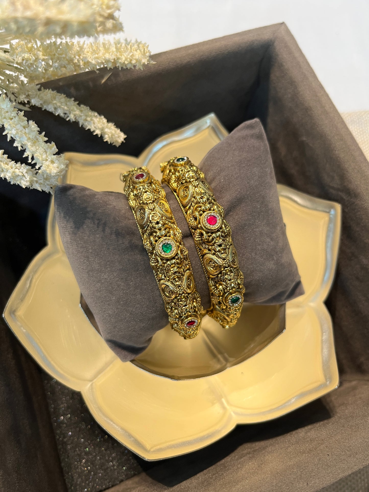 Gold Carved Temple Stone Bangles