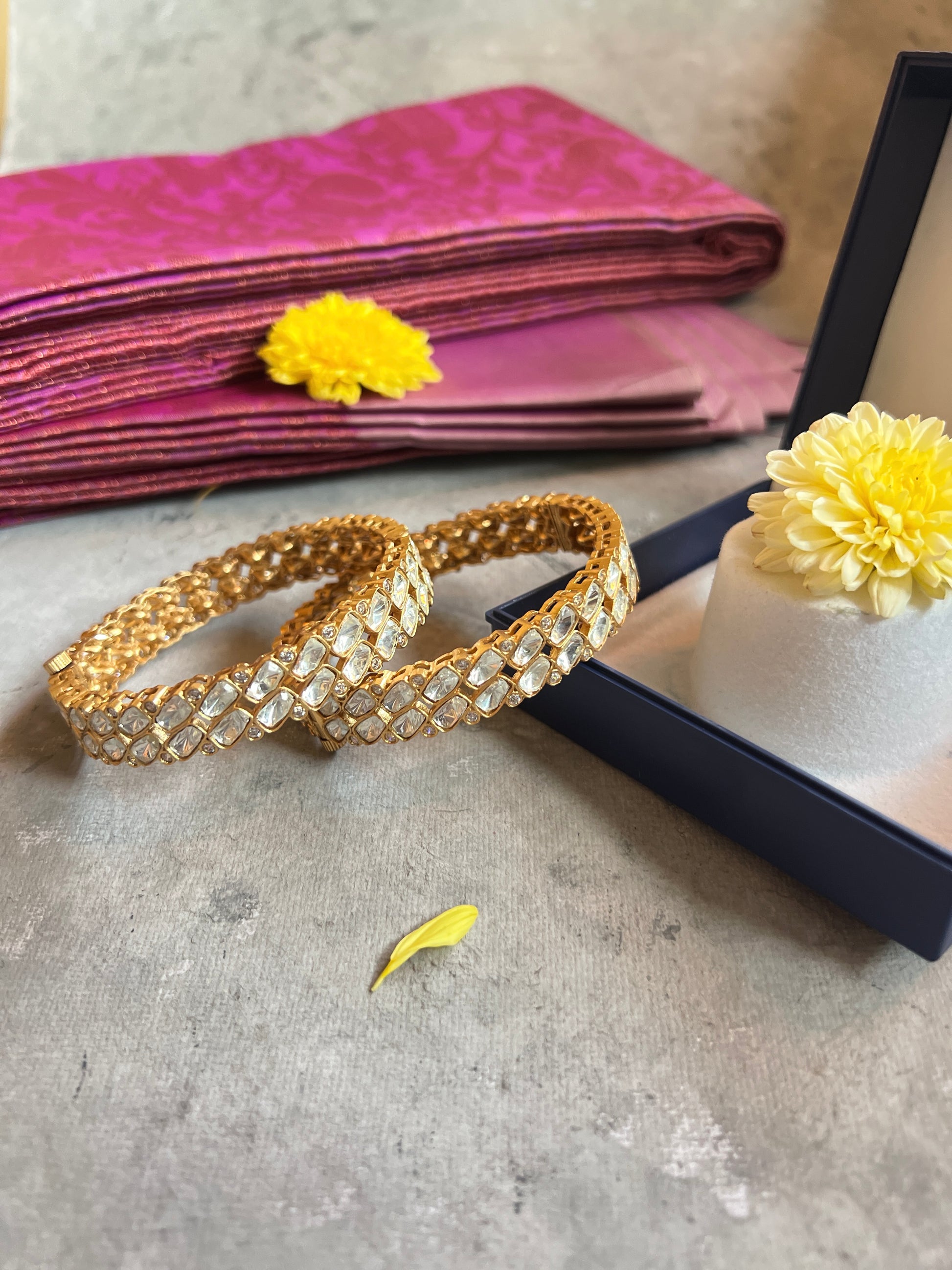 Gold Openable Polki Studded Bangles