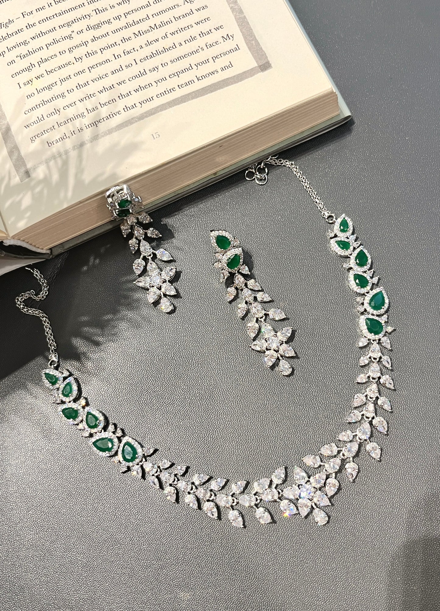 Green Teardrop Zircon Necklace Set
