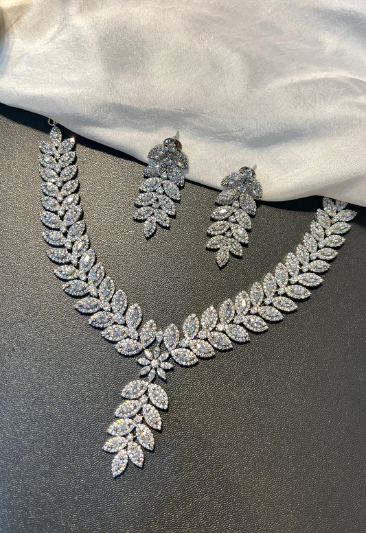 Leaf Motif White Zircon Necklace Set