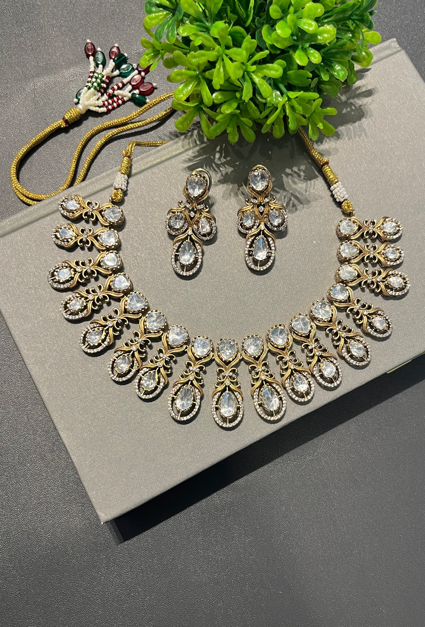 Filigree Polki Necklace Matte Gold Finish