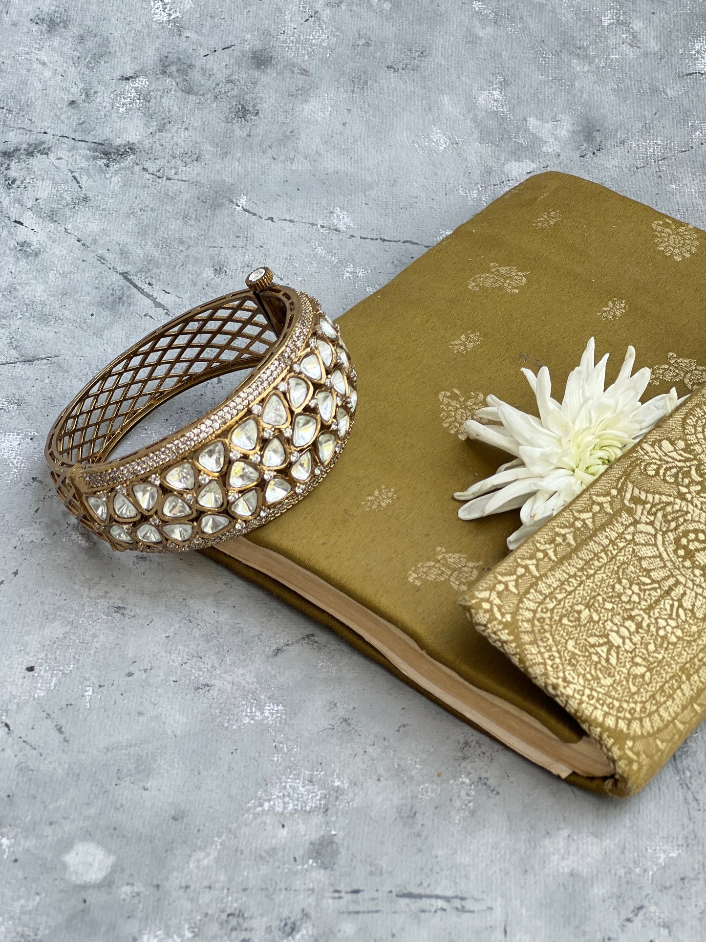 Openable Polki Bangle with Zircon Accents