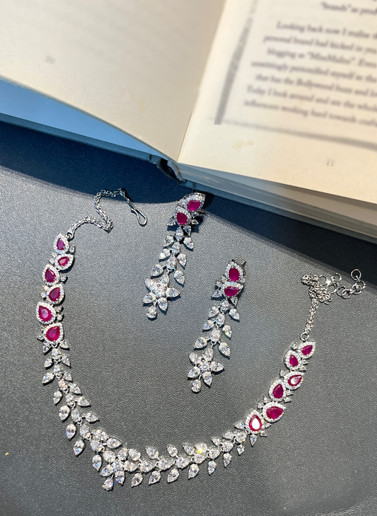 Red White Zircon Floral Necklace Set